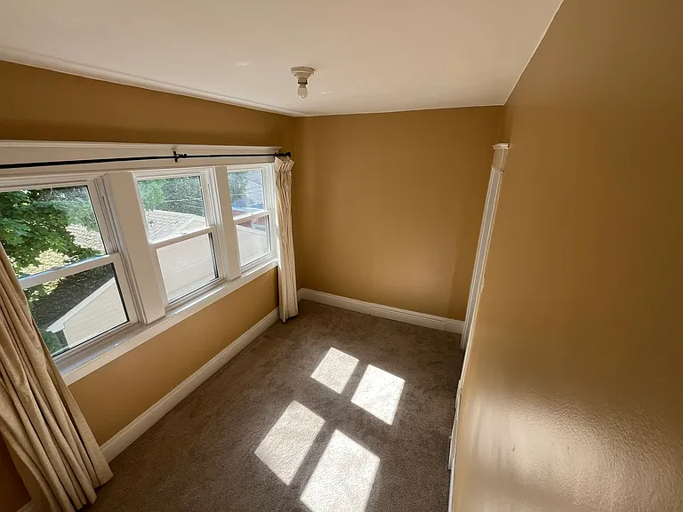 59 Traymore St #2 — Photo 10