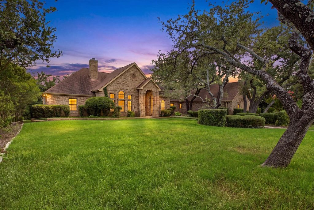 8801 Bell Mountain Dr, Austin, TX 78730 home