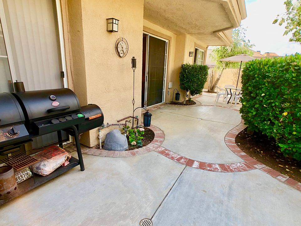 2nd image of 23605 Del Monte Dr Unit 253