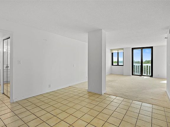 5th image of 400 E COLONIAL DRIVE #508