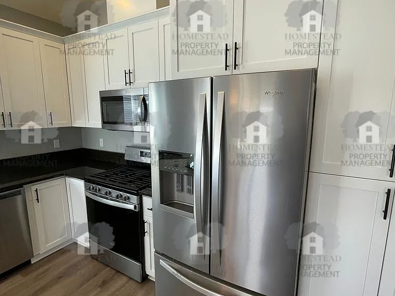 1062 Chestnut St — Photo 17