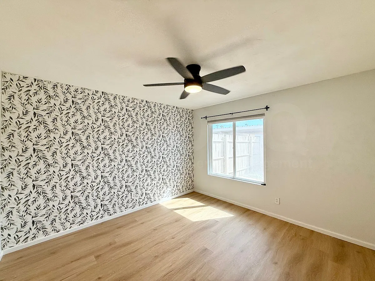 2 bed, 2.0 bath, 863 sqft, $1,600 — Photo 4