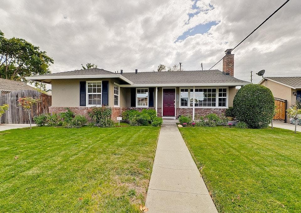 1st image of 2326 Kay Dr