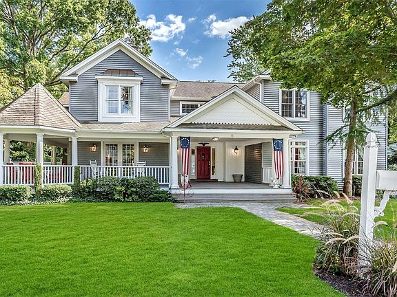 2nd image of 98 Cocks Ln