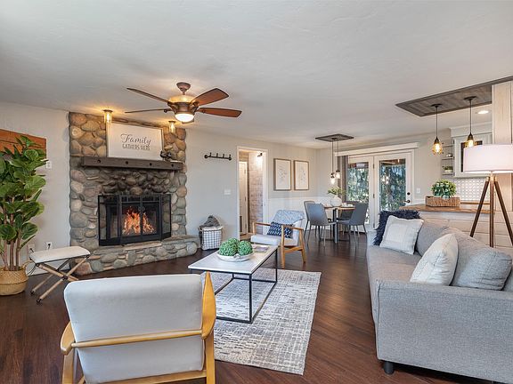 3rd image of 3804 Riverward Ct