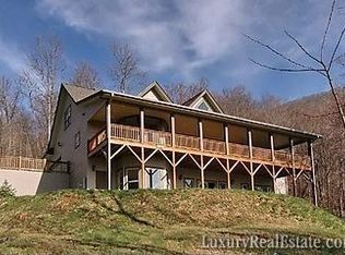 64 Catawba Ln, Waynesville, NC 28786