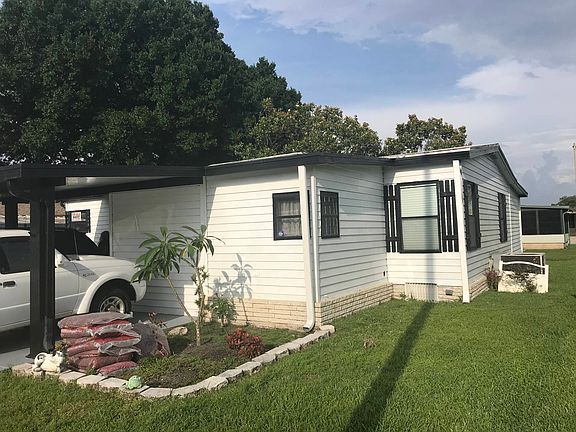 3rd image of 62 Pleasant Cir