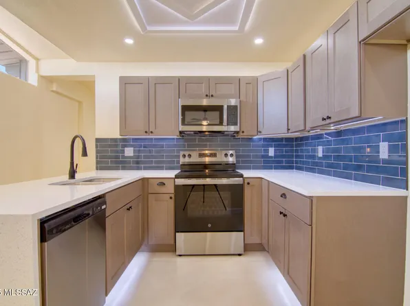 3633 E 27th St, Tucson, AZ 85713