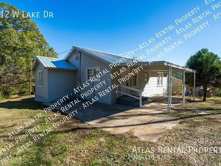 512 W Lake Dr — Photo 3
