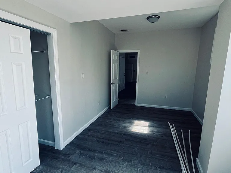 182 Bergen Ave #1 — Photo 12