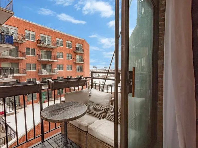 2310 S Canal St #412 — Photo 9