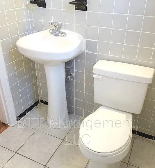 4013 38th St #203 — Photo 32