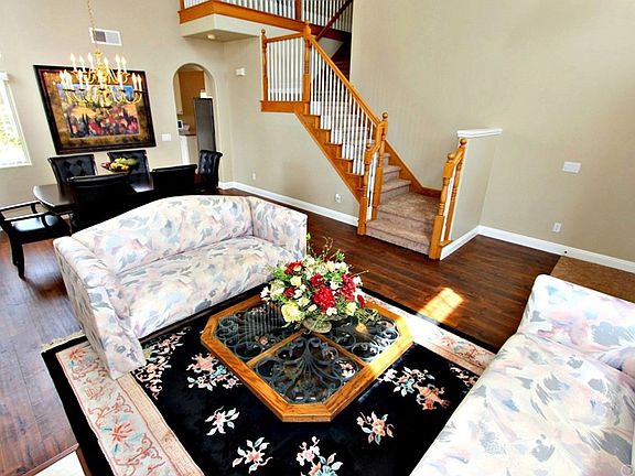 4th image of 18305 Sunshine Ct
