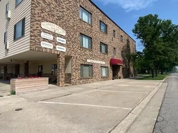 619 Elm Ave APT 308, Story City, IA 50248