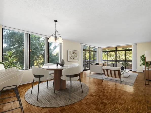 14655 Champion Forest Dr APT 302, Houston, TX 77069