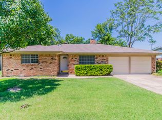 7704 Natalie Dr, Fort Worth, TX 76134