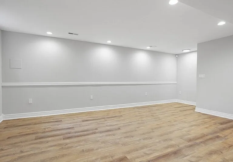 2258 N Tollgate Cir — Photo 19