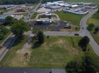 2305 State St, Chester, IL 62233