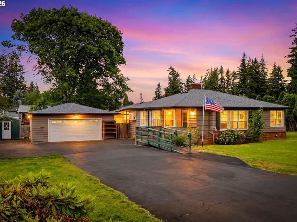 18121 SE Langensand Rd, Sandy, OR 97055