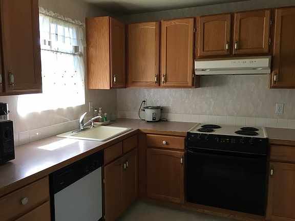 4th image of 5710 25th St NE