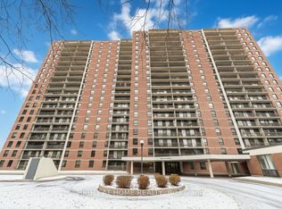 665 Bathgate Dr #311, Ottawa, ON K1K 3Y4