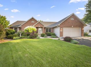 468 John Marshall Ln, Sycamore, IL 60178