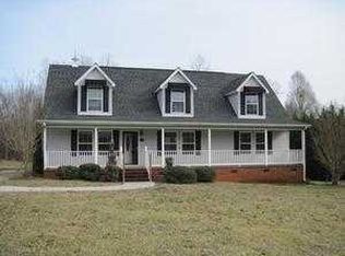 681 County Line Rd, Reidsville, NC 27320