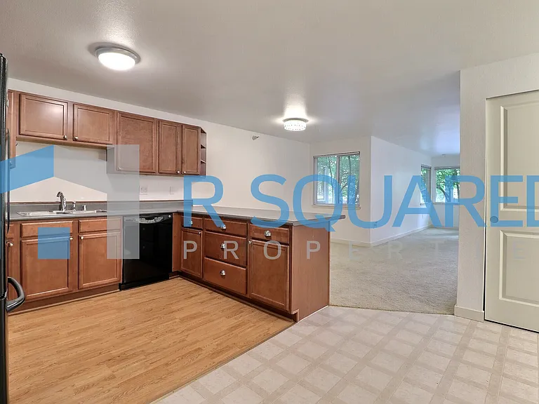 700 Front St S #103 — Photo 3