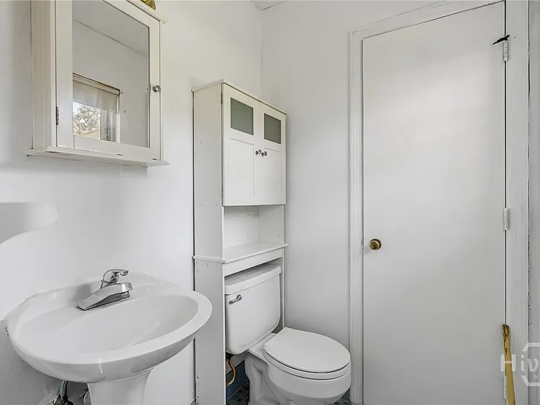 3 Monica Blvd — Photo 20
