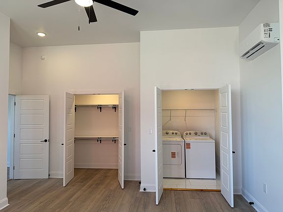 4th image of 465 Rivermont Ave APT 2