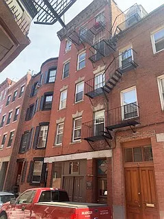 4 Court2cnorth End — Photo 4