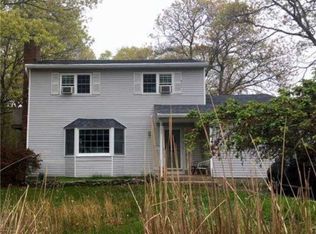 237 Wavecrest Dr, Mastic Beach, NY 11951
