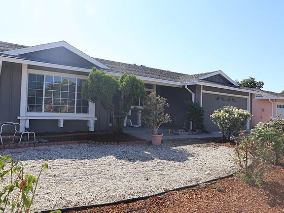 2nd image of 2499 Zachary Way