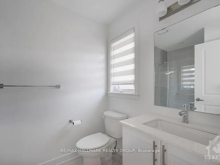 47 Moosonee Cres — Photo 27