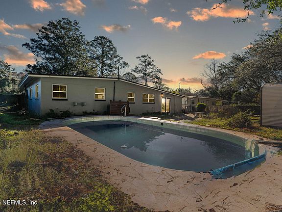 2nd image of 2064 MONTEAU Drive