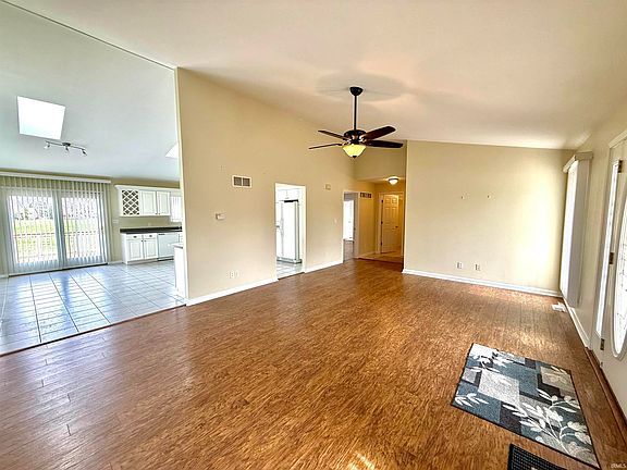 4th image of 4183 E Arrowhead Rd