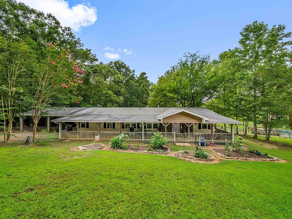 1st image of 622 Justin Dr