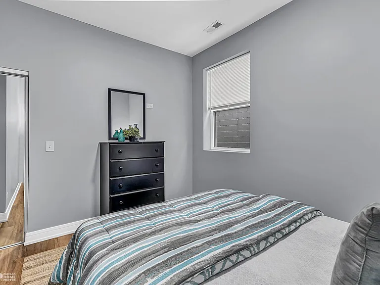 3670 S Indiana Ave #2 — Photo 17