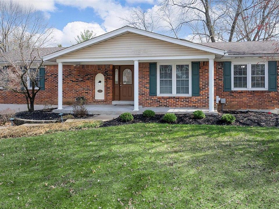 1st image of 218 Spooners Mill Dr
