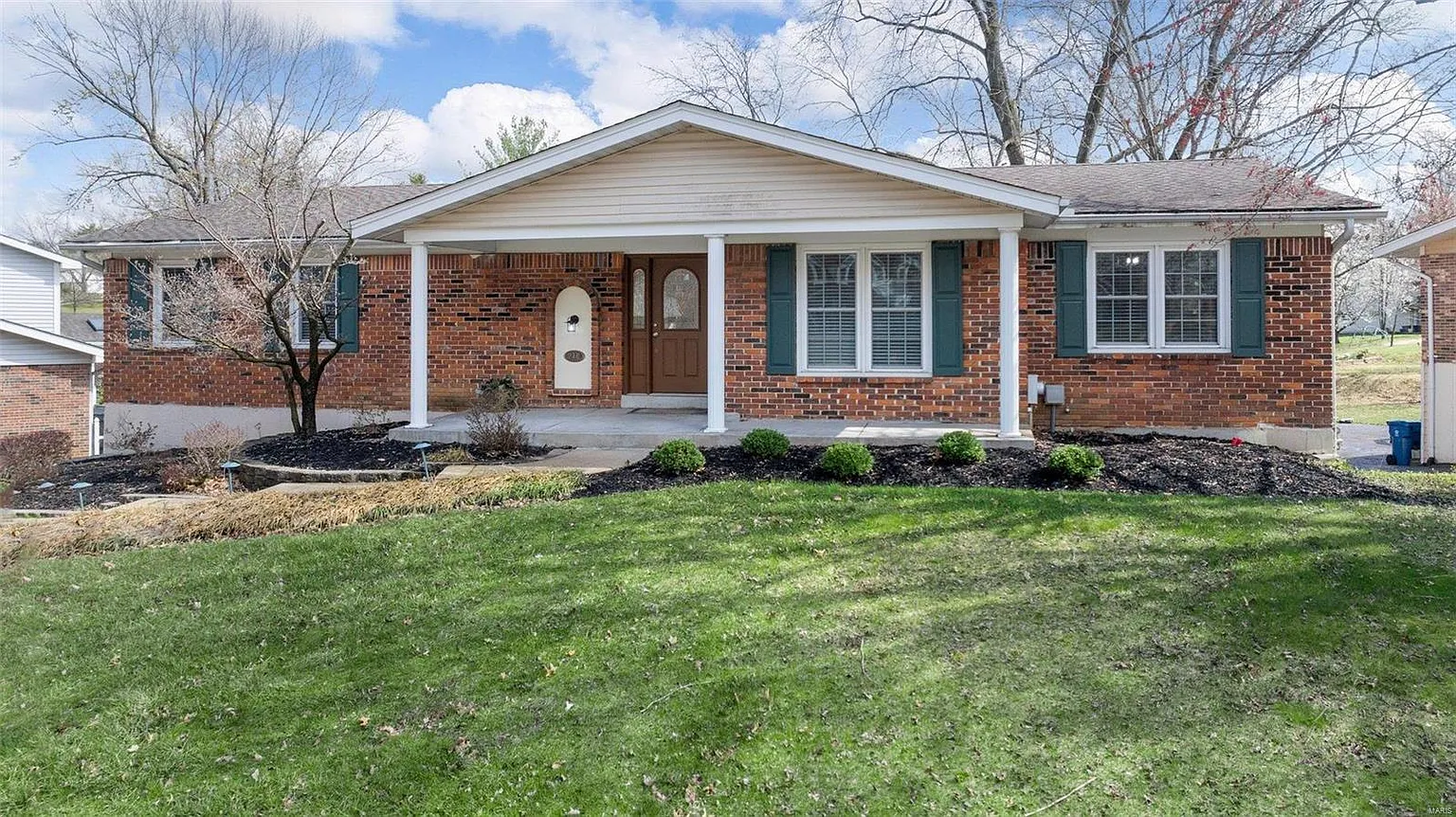 218 Spooners Mill Dr photo 1