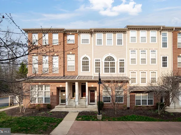 15258 Rosemont Manor Dr, Haymarket, VA 20169