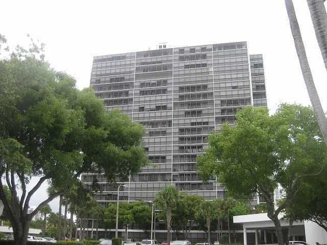 2nd image of 3701 N Country Club Dr Ph 7
