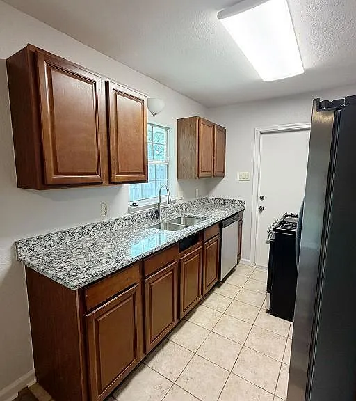 4338 Sun Vista Ln — Photo 17