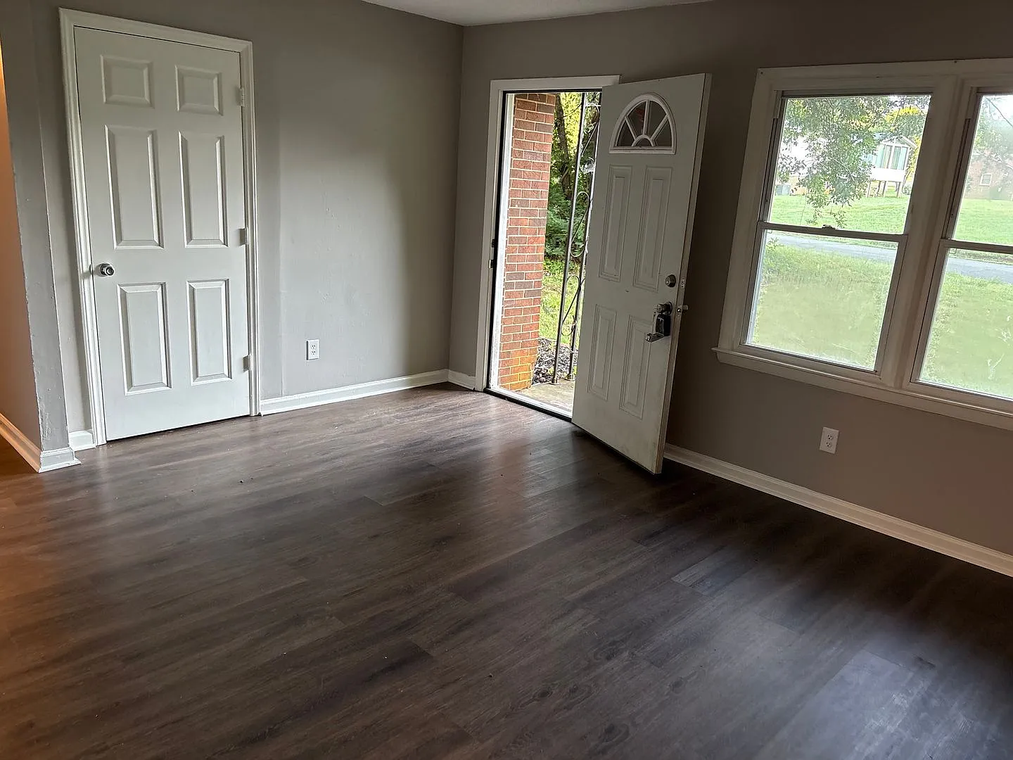 Quaint 3 bedroom/1 and 1/2 bath Winston Salem — Photo 4