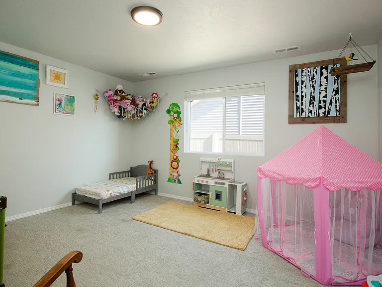 406 Hildago Way — Photo 38