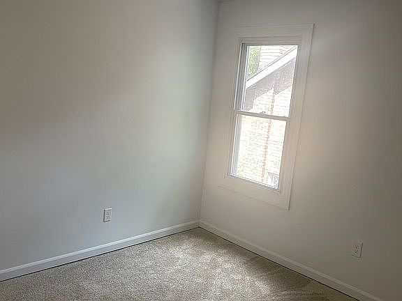 5th image of 11054 Wilshire Dr