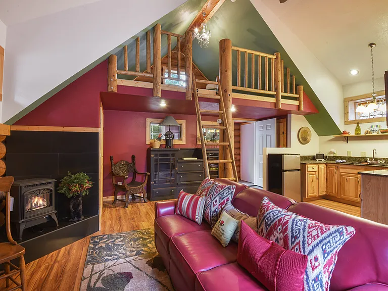 641 Chad Rd — Photo 42