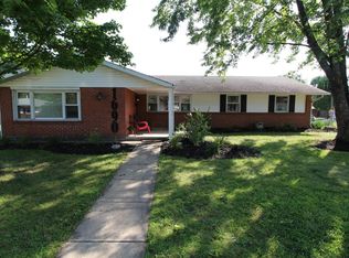 1690 Shively Rd, Reynoldsburg, OH 43068