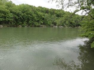 Lakeshore Terrace, hardy, VA 34101