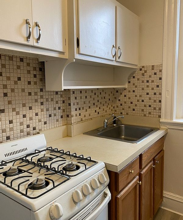 2nd image of 65 Park Dr APT 9